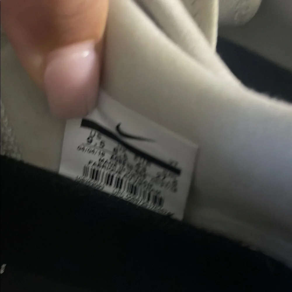 3 SEAKER BUNDLE 
Nike Gray and Blue VaporMax, White Van & Blue & white Nikes - Picture 5 of 9